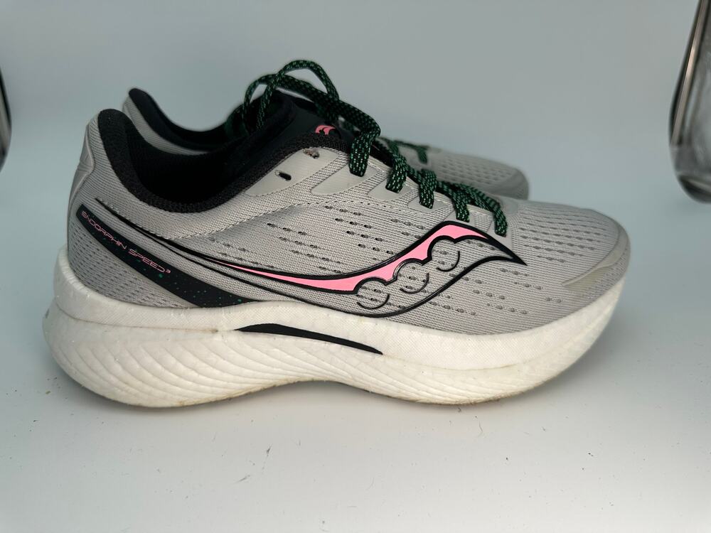 Saucony Endorphin Speed 3 S10756-27 Athletic Sneaker Women 8.5 Gray Mesh Running
